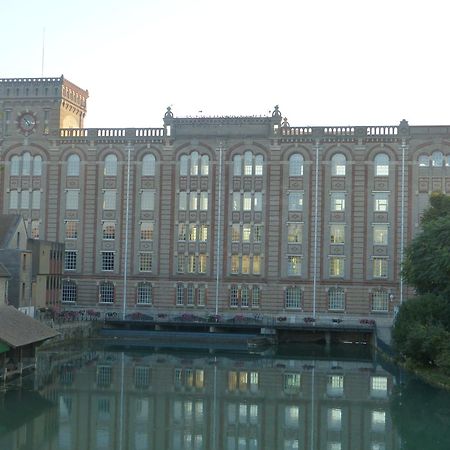 Hotel Saint Laurent โนฌ็องต์-ซูร์-แซน ภายนอก รูปภาพ
